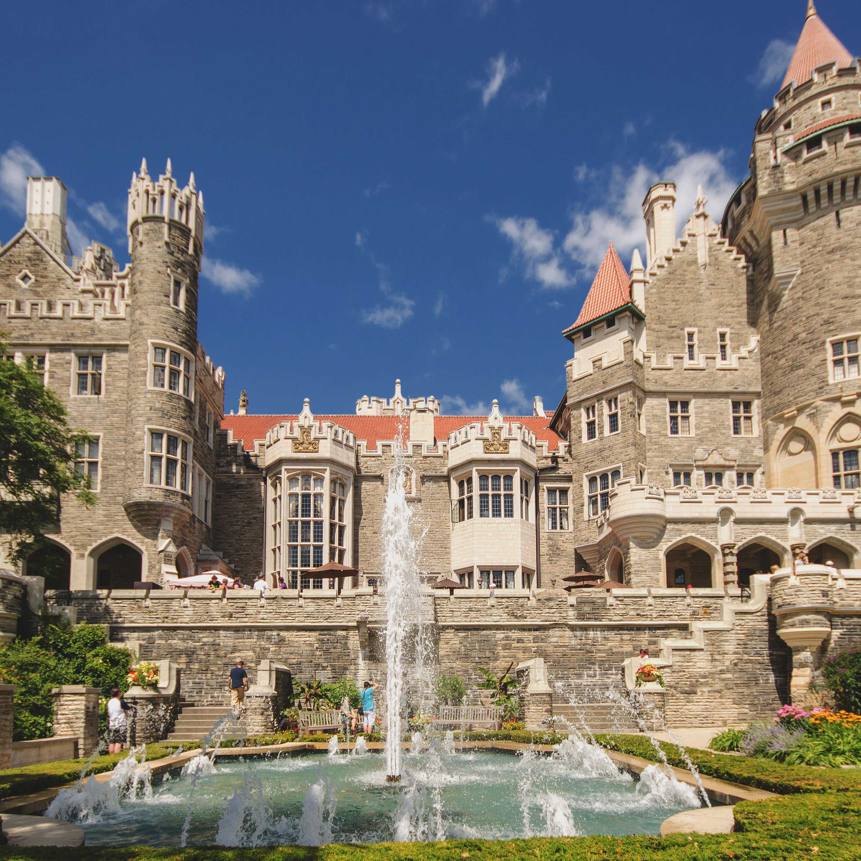 Casa Loma Exterior